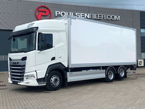 DAF XF480 6x2 Box m. lift, Fast kasse